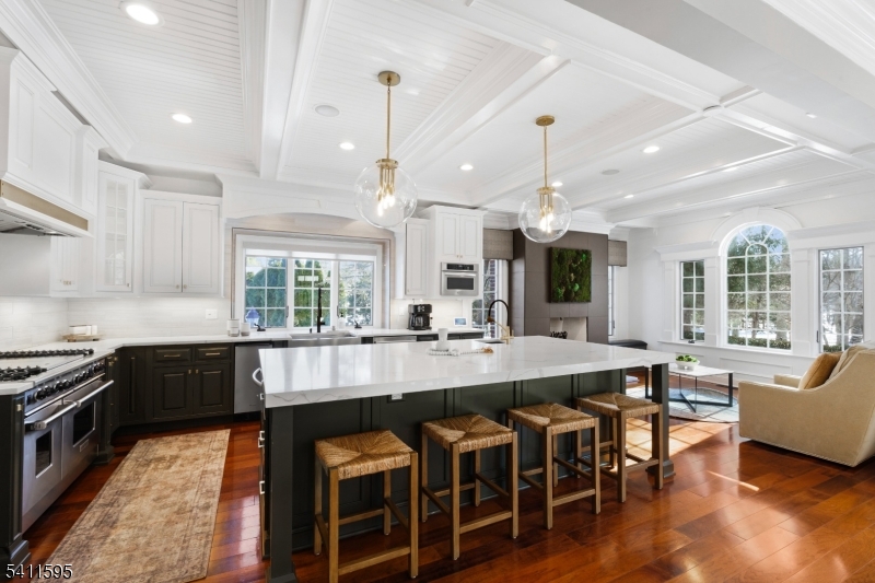 6 Stonehedge Court Warren, NJ 07059 - Photo 16 of 46