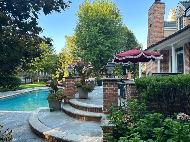 6 Stonehedge Court Warren, NJ 07059 - Photo 41 of 46