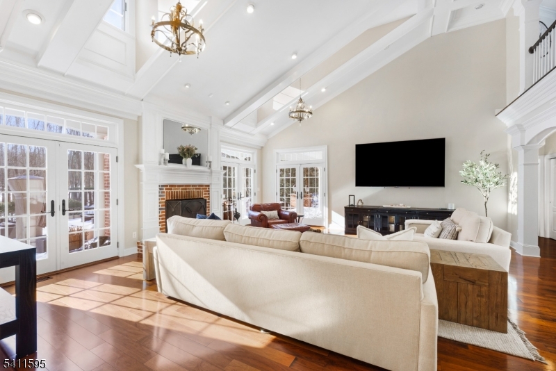 6 Stonehedge Court Warren, NJ 07059 - Photo 7 of 46