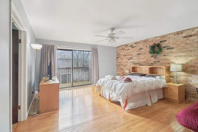 $405,000 | 105 West Dover Drive, Mount Prospect, IL 60056