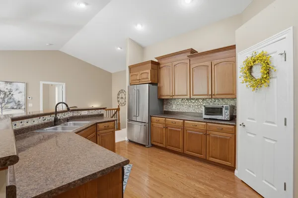 $440,000 | 2865 Villa Court, Bettendorf, IA 52722