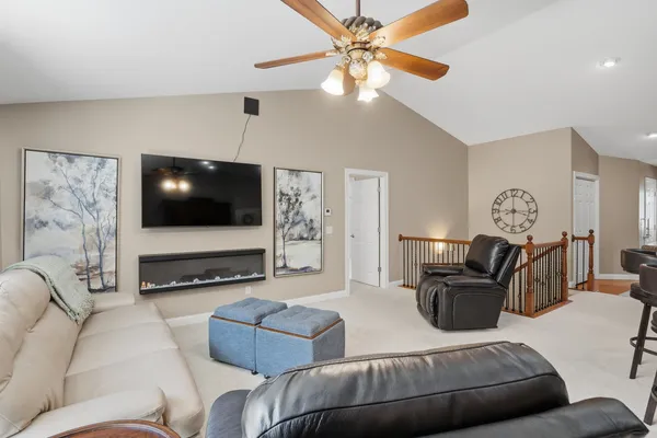 $440,000 | 2865 Villa Court, Bettendorf, IA 52722