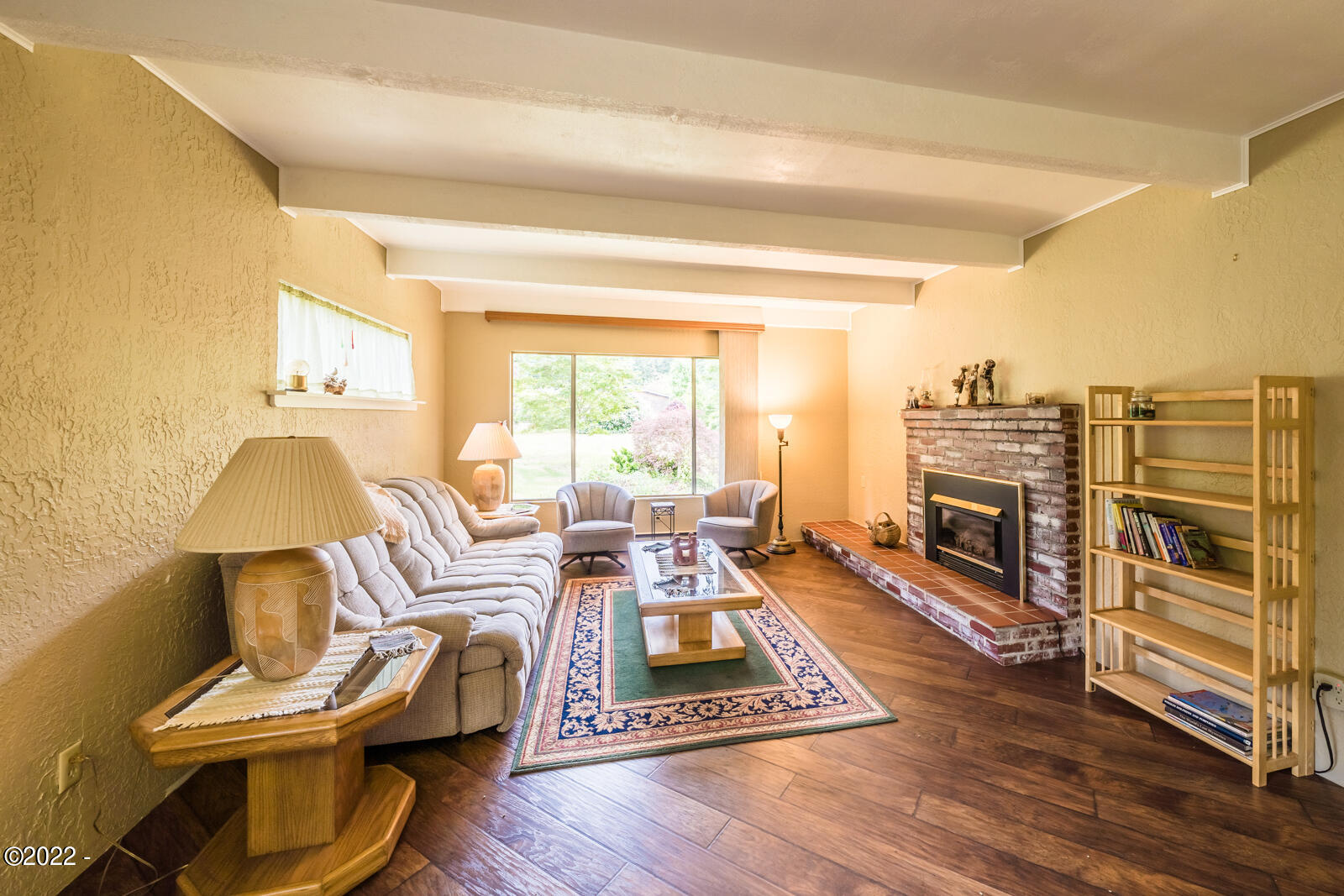 2420 North North Bank Road Otis, OR 97368 - Photo 3 of 30 2420 Living room A