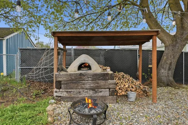 $298,000 | 1507 East Bridgeport Avenue, Spokane, WA 99207