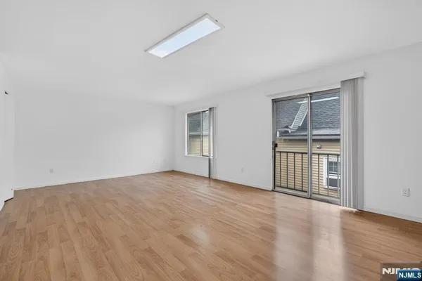 $2,150 | 485 Broadway, Unit 11, Newark, NJ 07104