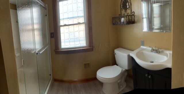 130 South James Road Columbus, OH 43213 - Photo 18 of 32 Bathroom 1st fl