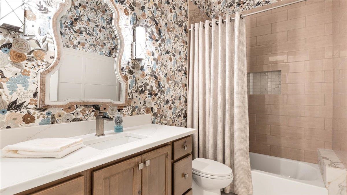 25 Jay Cove Piperton, TN 38017 - Photo 23 of 39 a bathroom with a granite countertop sink toilet and shower