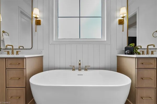 $1,195,000 | 7794 Polar Drive, Oak Ridge, NC 27310