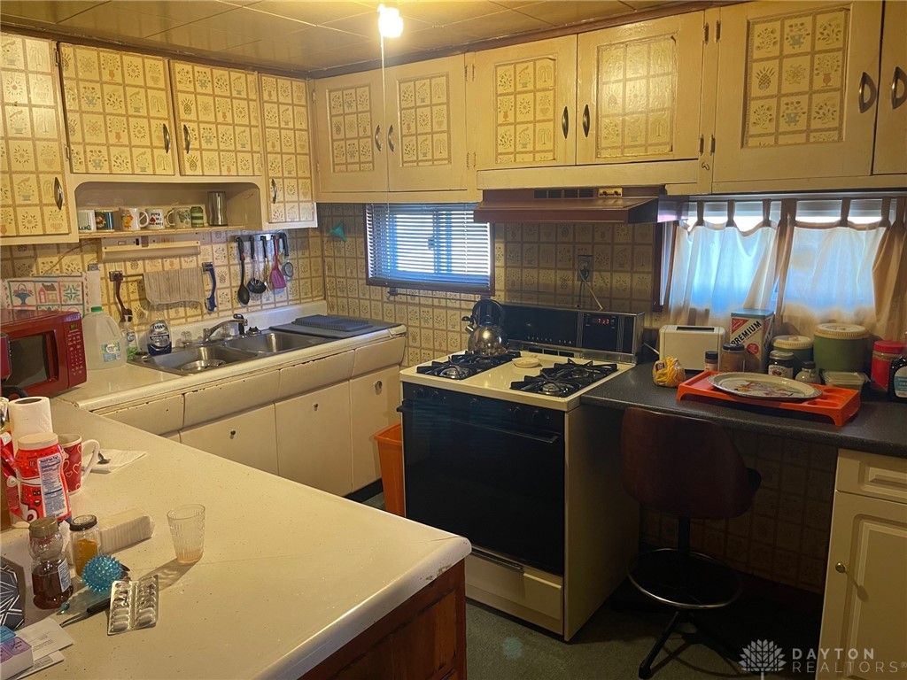 4714 Middle Urbana Road Springfield, OH 45503 - Photo 6 of 28