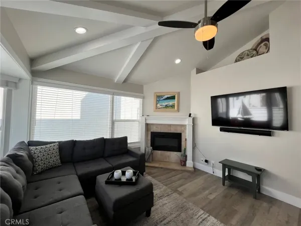 $4,200 | 602 Narcissus Avenue, Corona del Mar, CA 92625