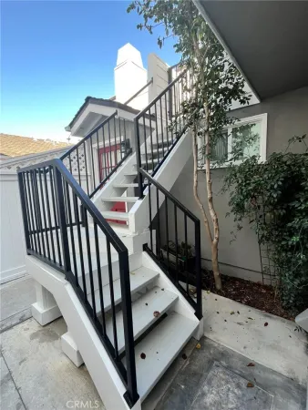 $4,200 | 602 Narcissus Avenue, Corona del Mar, CA 92625