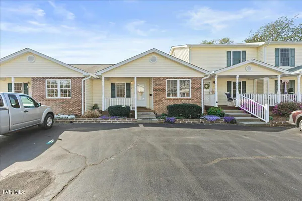 $249,999 | 703 North Main Street, Unit 3, Elizabethton, TN 37643