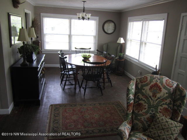 1063 Shinault Road Byhalia, MS 38611 - Photo 9 of 27 IMG_2283