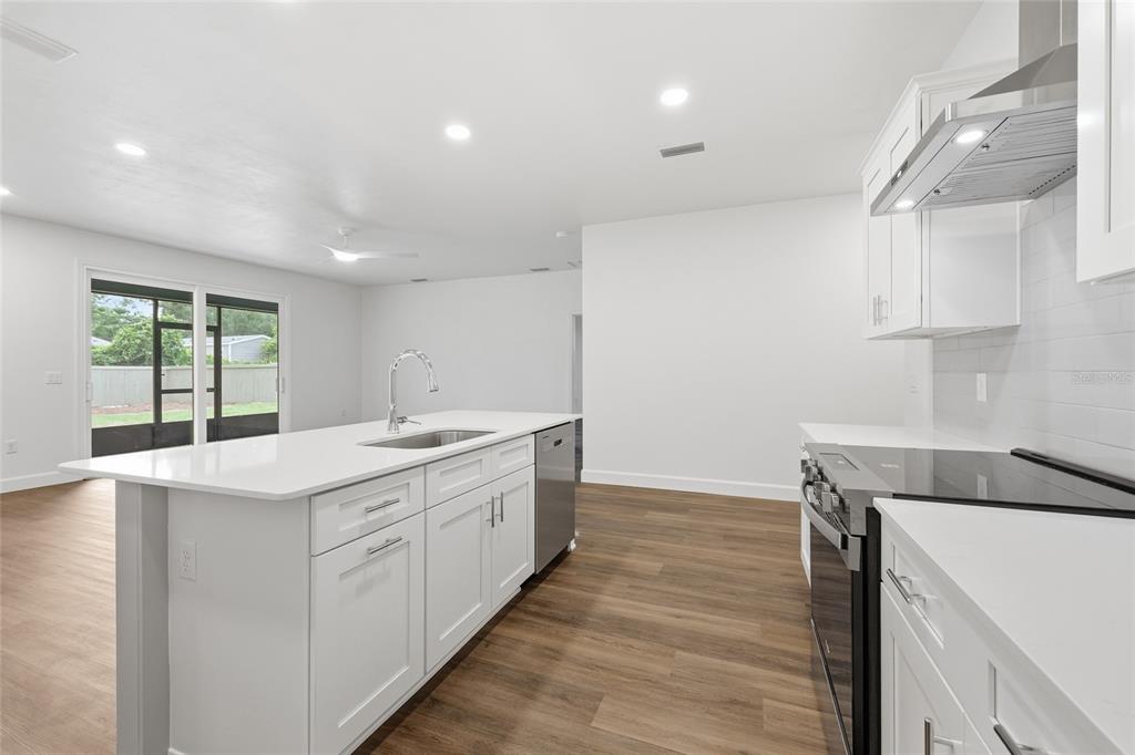6682 Southwest 10th Lane Gainesville, FL 32607 - Photo 14 of 27 Gallery Image 14