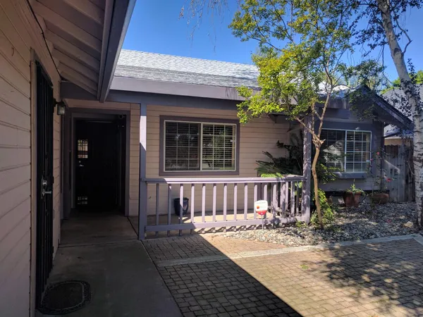$515,000 | 145 North Daubenberger Road, Turlock, CA 95380