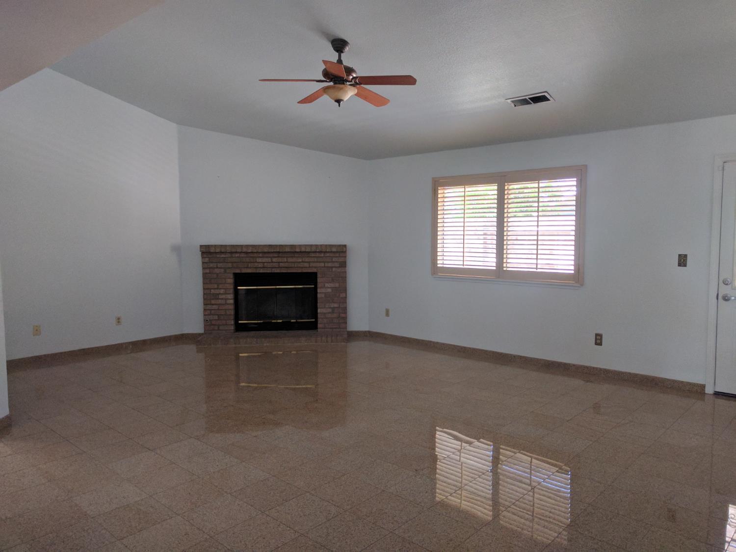 145 North Daubenberger Road Turlock, CA 95380 - Photo 2 of 13