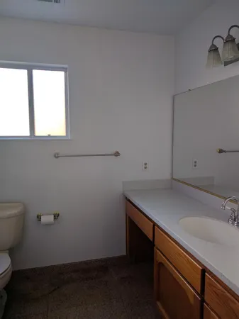 $515,000 | 145 North Daubenberger Road, Turlock, CA 95380