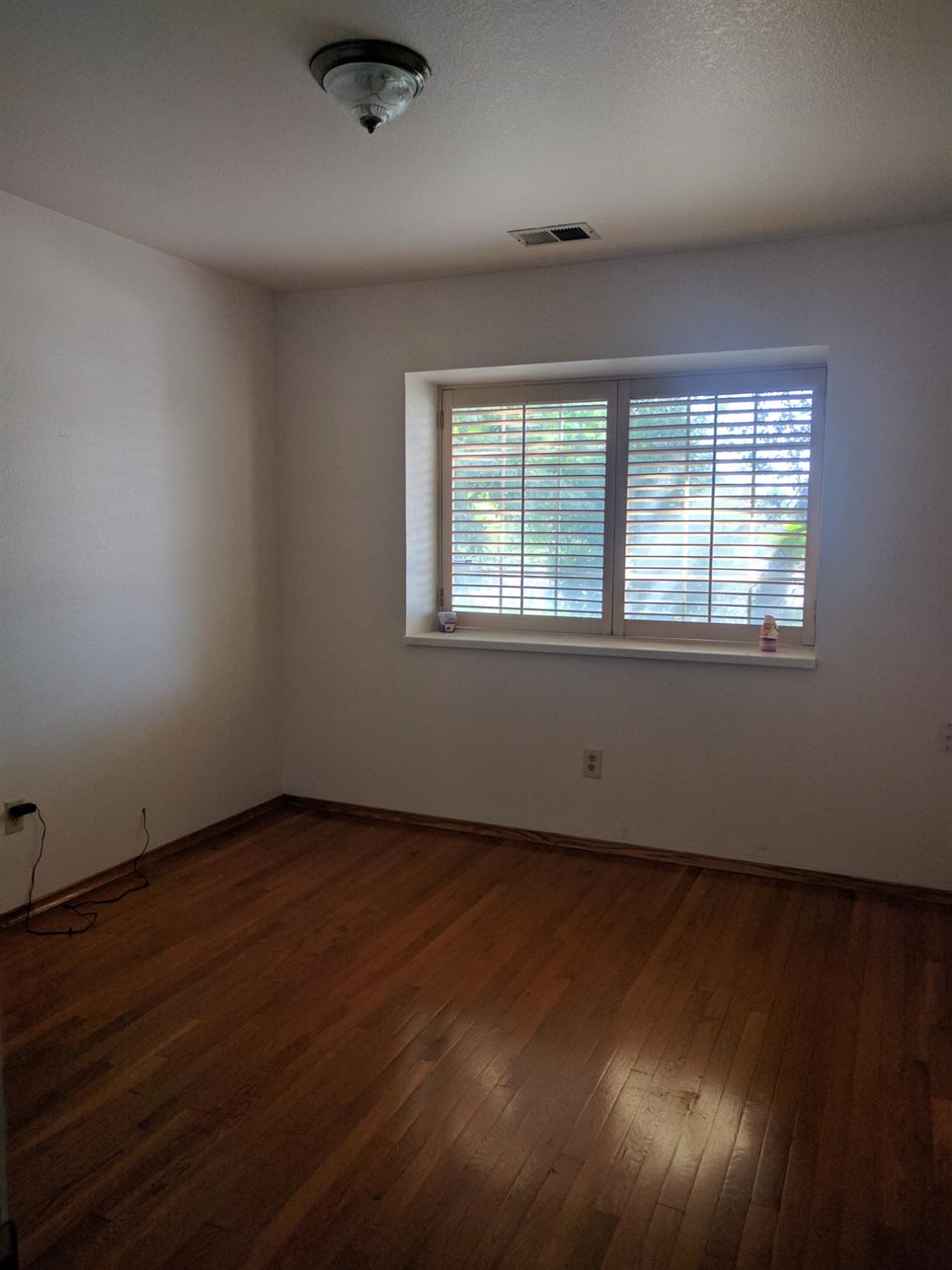 145 North Daubenberger Road Turlock, CA 95380 - Photo 9 of 13