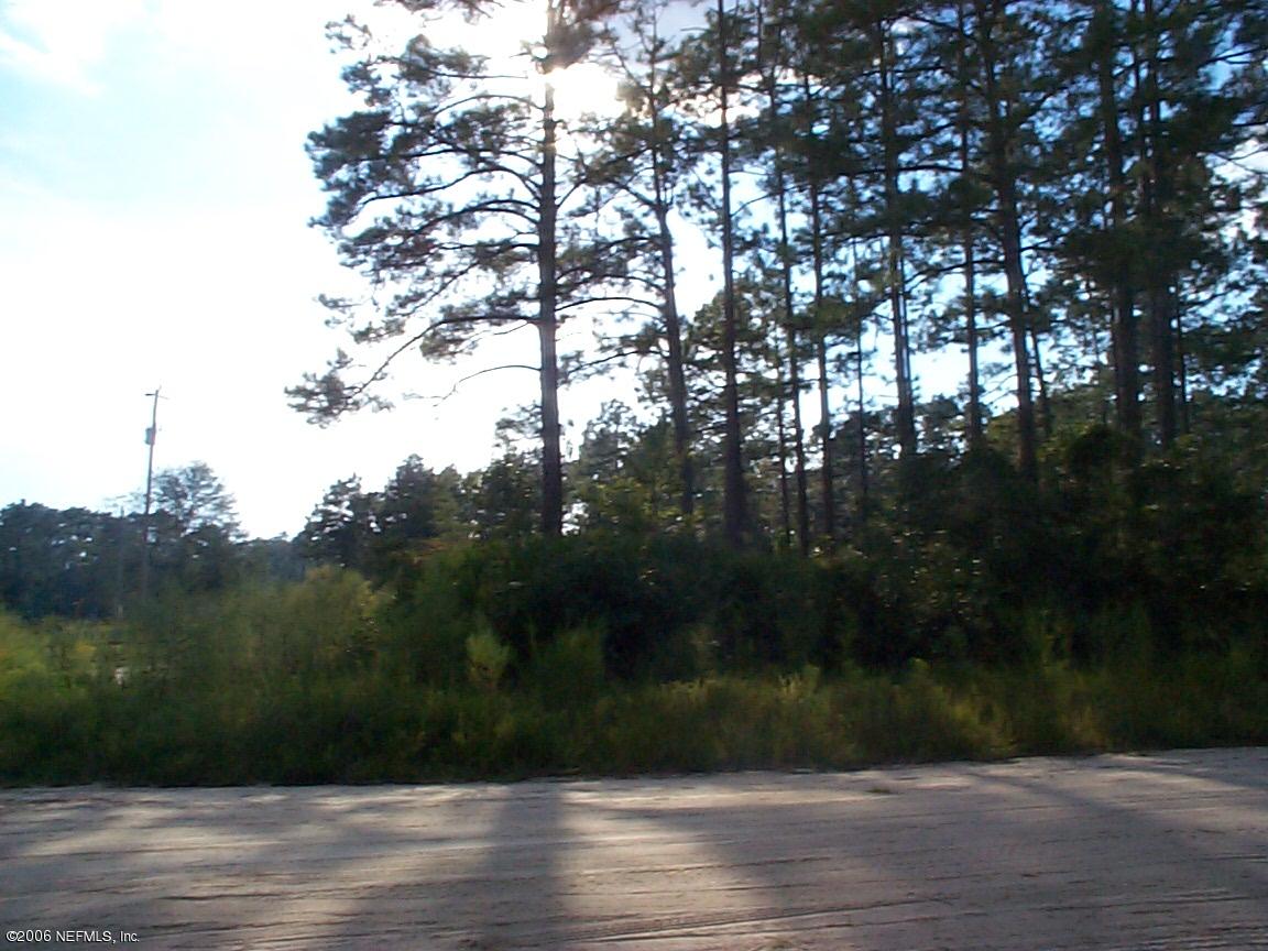 101 Long Road Interlachen, FL 32148 - Photo 2 of 4 from corner of Peebles & Long