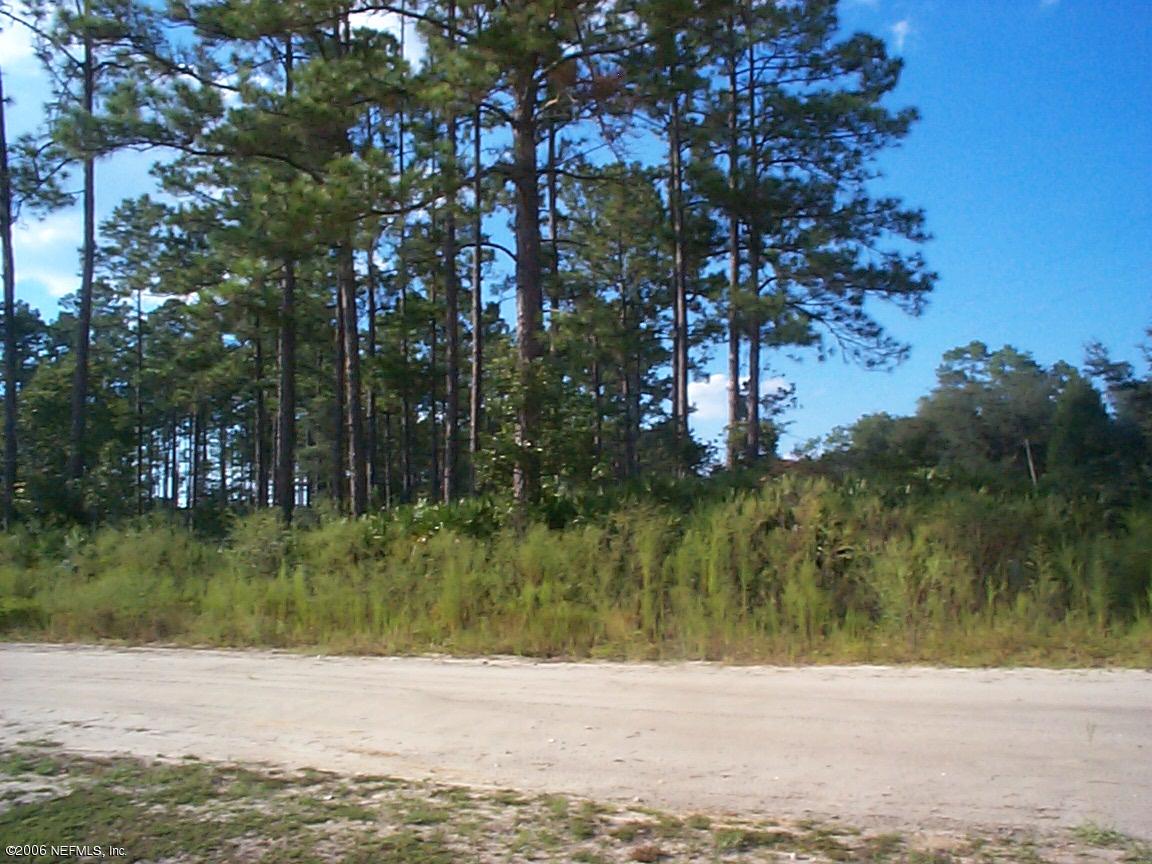 101 Long Road Interlachen, FL 32148 - Photo 4 of 4 from Peebles