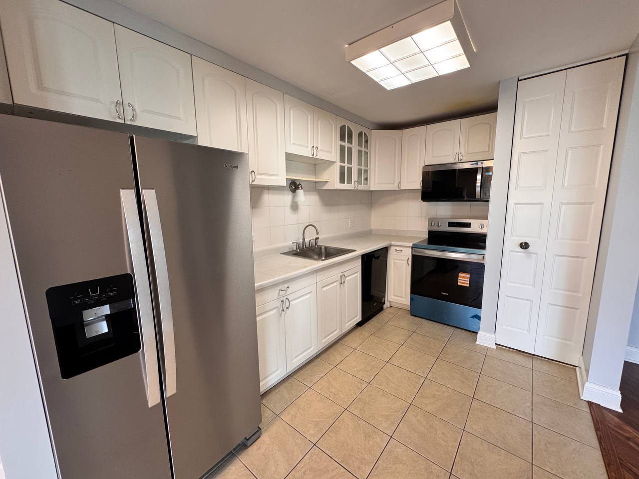 2 Villa Verde Drive, Unit 120 Buffalo Grove, IL 60089 - Photo 12 of 19