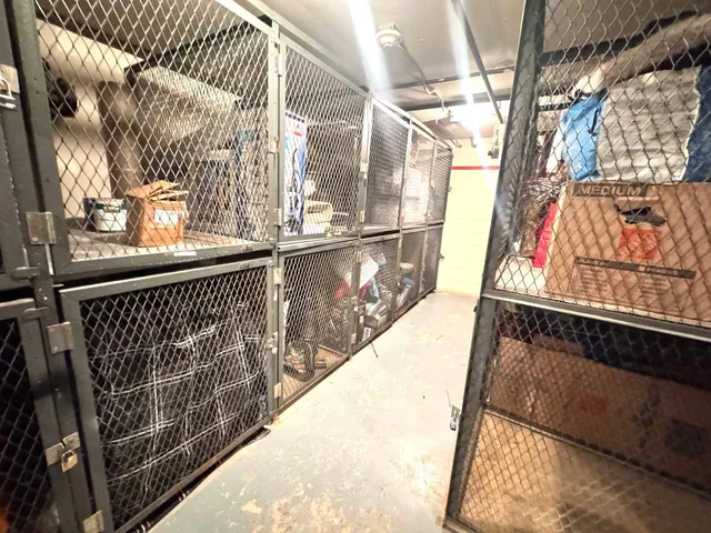 $2,000 | 2 Villa Verde Drive, Unit 120, Buffalo Grove, IL 60089