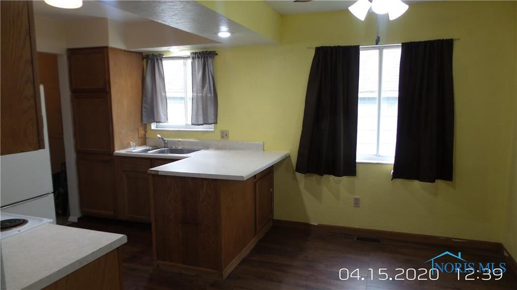 1924 Broadstone Road Toledo, OH 43615 - Photo 5 of 11 Gallery Image 5