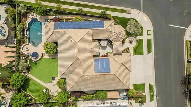 $1,325,000 | 1807 North Rector Avenue, Clovis, CA 93619