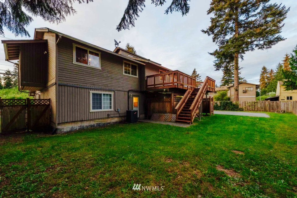 2828 168th Street Southeast Bothell, WA 98012 - Photo 19 of 22