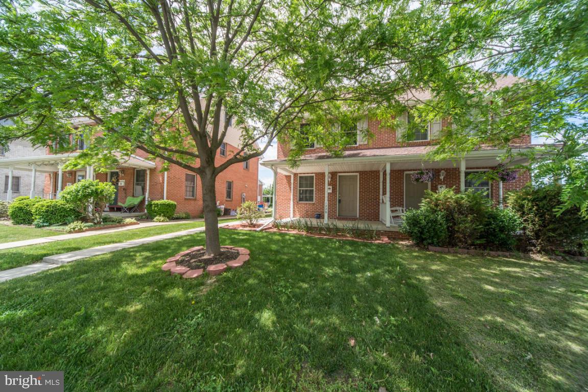 1229 Grofftown Road Lancaster, PA 17602 - Photo 1 of 25 Gallery Image 1