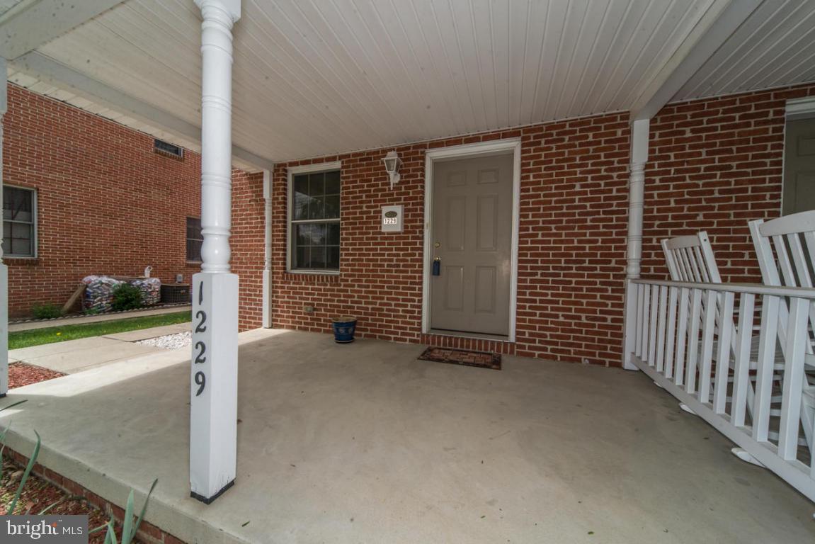 1229 Grofftown Road Lancaster, PA 17602 - Photo 17 of 25 Gallery Image 17
