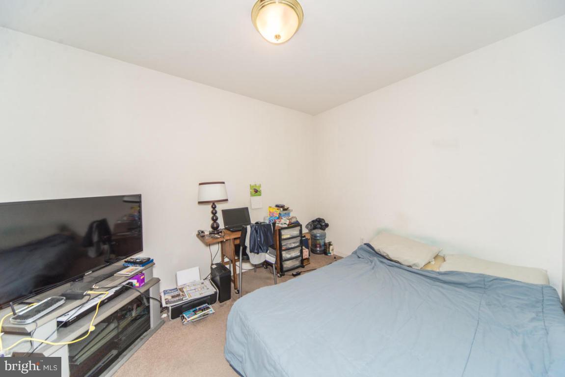 1229 Grofftown Road Lancaster, PA 17602 - Photo 10 of 25 Gallery Image 10