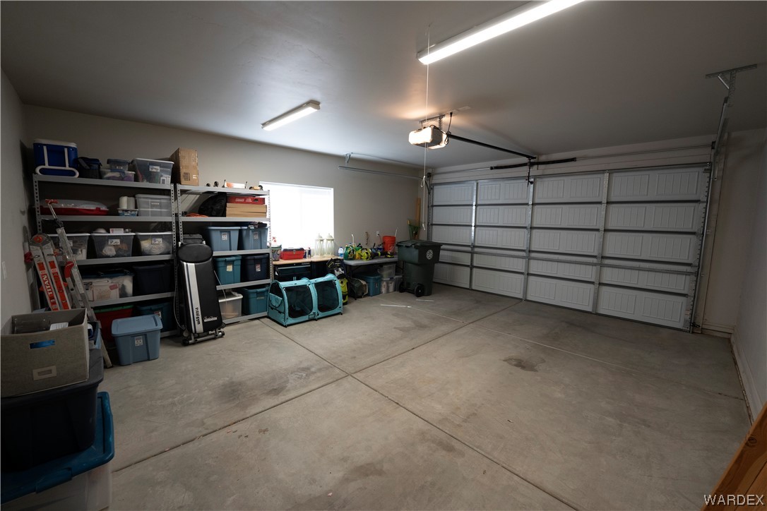 3550 North Kenneth Road Kingman, AZ 86409 - Photo 34 of 41 a view of a garage with furniture