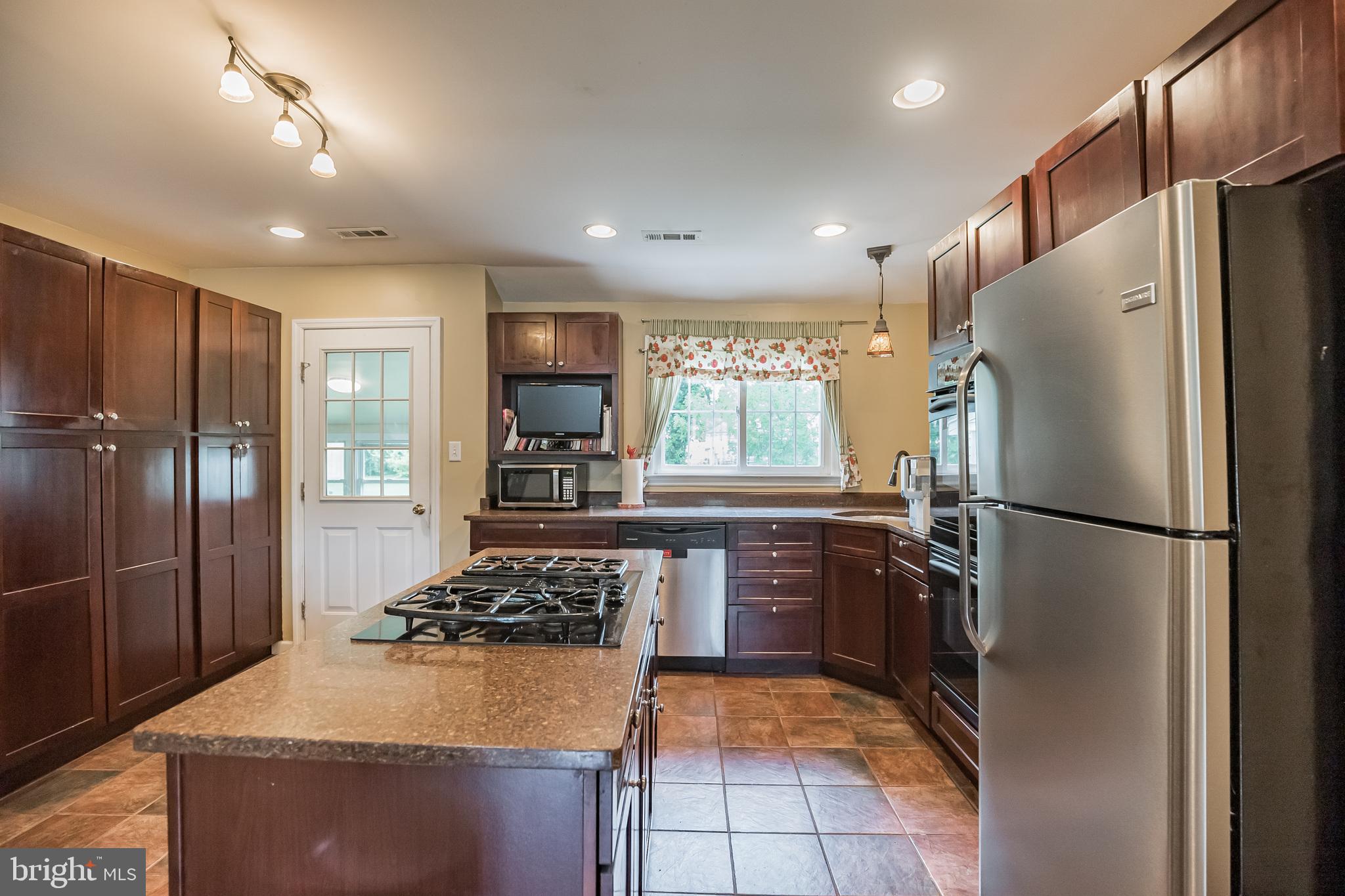23 Lanfair Road Marlton, NJ 08053 - Photo 7 of 26 Gallery Image 7