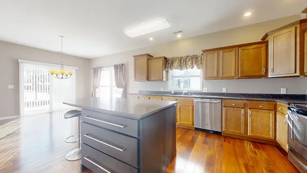 $217,500 | 911 East Barker Street, Tuscola, IL 61953