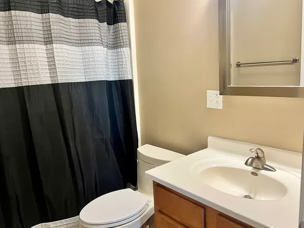 $217,500 | 911 East Barker Street, Tuscola, IL 61953