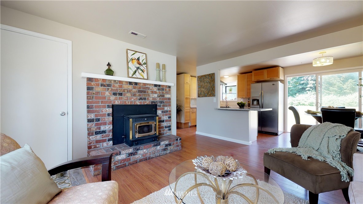 11632 Center Road Everett, WA 98204 - Photo 8 of 22