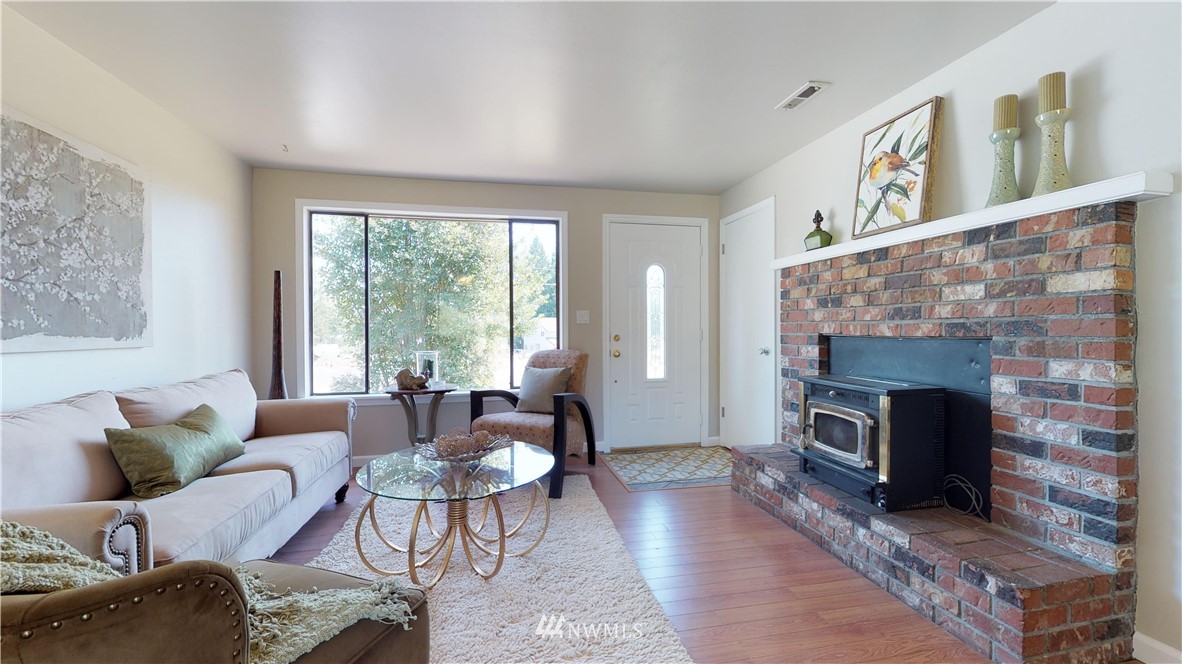 11632 Center Road Everett, WA 98204 - Photo 9 of 22
