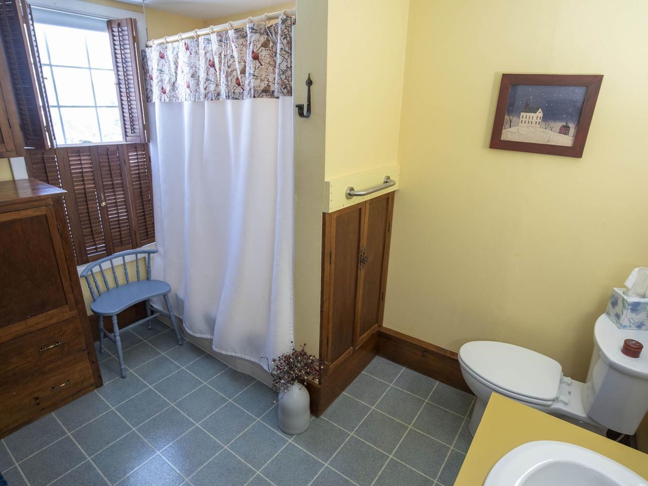 19 Roberts Street Montpelier, VT 05602 - Photo 32 of 48