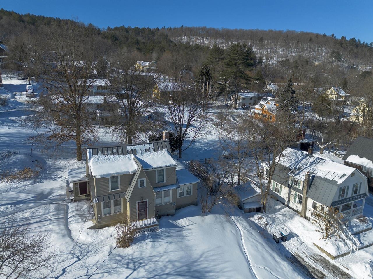 19 Roberts Street Montpelier, VT 05602 - Photo 39 of 48