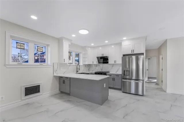 $2,998,888 | 146-18 Laburnum Avenue | Flushing