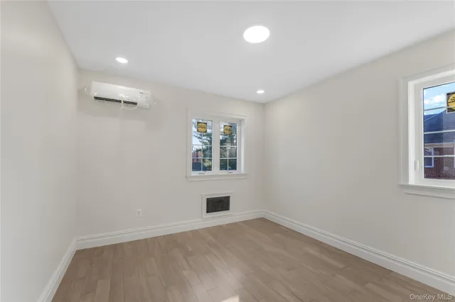 $2,998,888 | 146-18 Laburnum Avenue | Flushing
