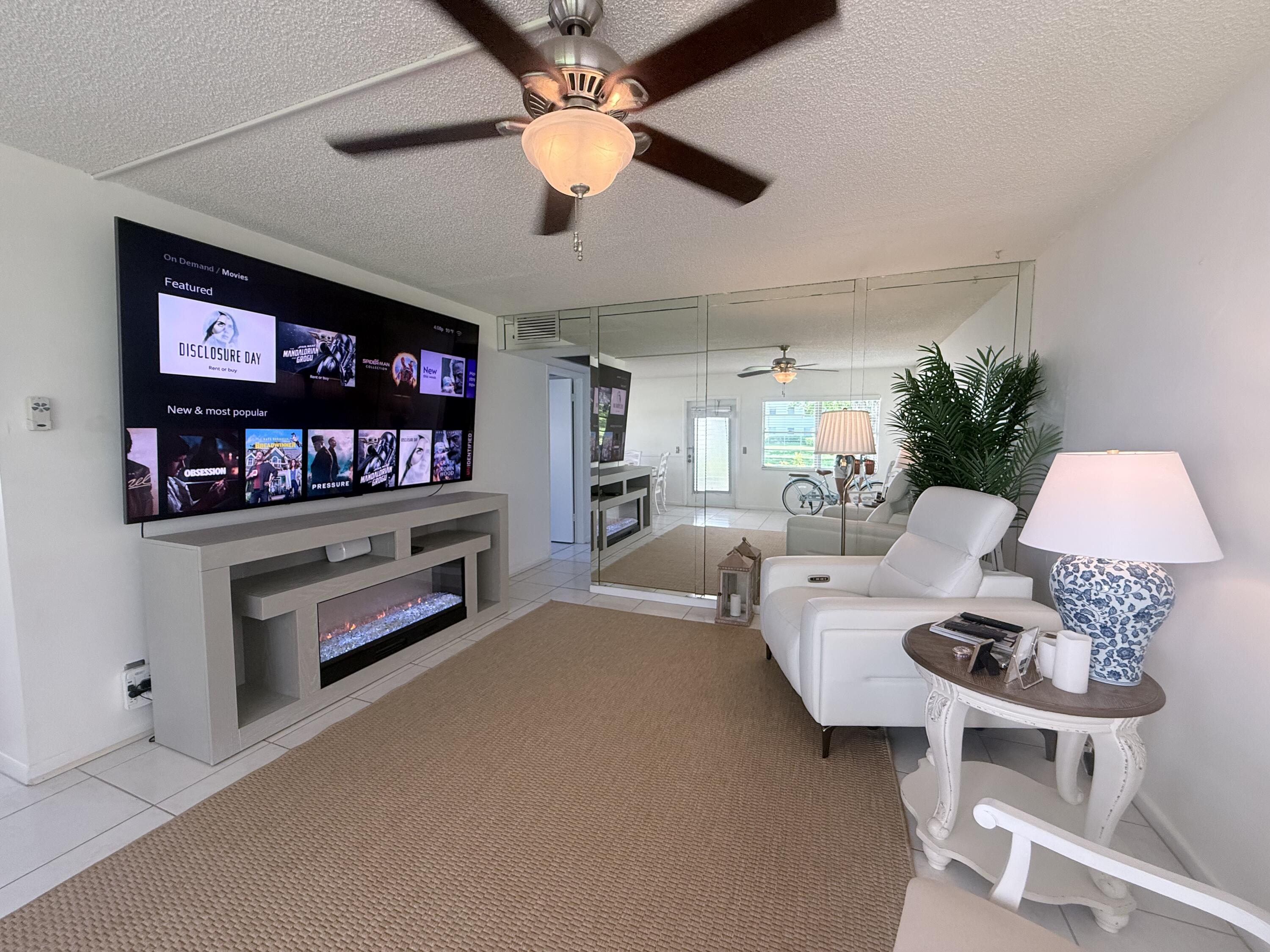 52 Mansfield B, Unit B Boca Raton, FL 33434 - Photo 7 of 35 IMG_8406