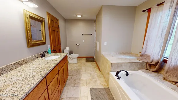 $970,000 | 925 Cleve Duke Road, Hornbeak, TN 38232