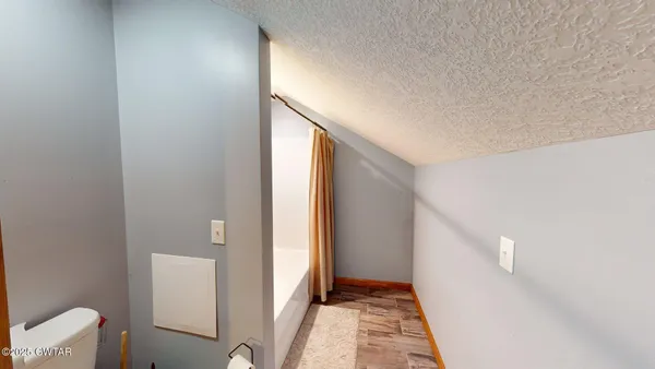 $970,000 | 925 Cleve Duke Road, Hornbeak, TN 38232