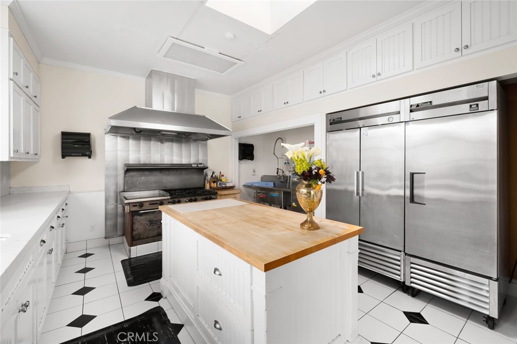 2476 Main Street Cambria, CA 93428 - Photo 11 of 75