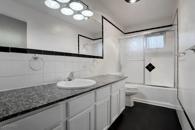 $2,150 | 908 Bonita Avenue, Las Vegas, NV 89104