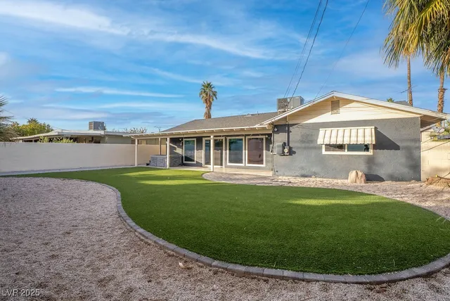 $2,150 | 908 Bonita Avenue, Las Vegas, NV 89104
