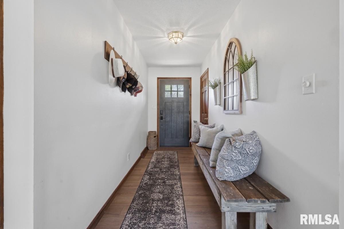 1231 Sugar Springs Road Creal Springs, IL 62922 - Photo 7 of 58