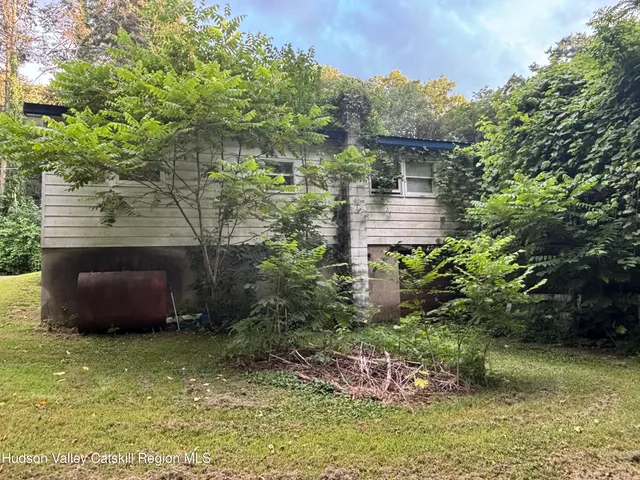 $215,000 | 116 South Street, Rosendale, NY 12472